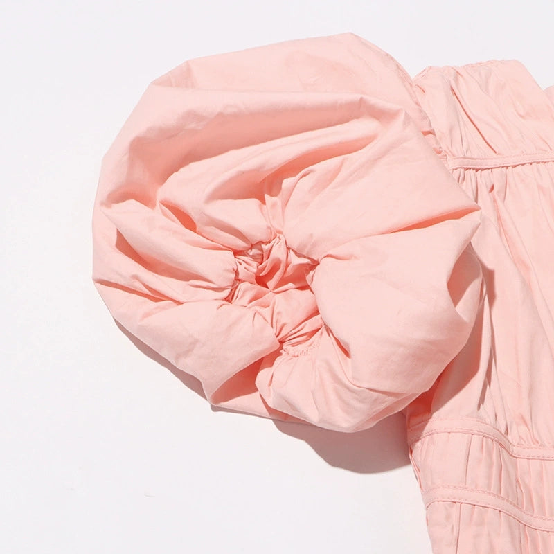 Light luxury temperamen elegant retro bubble sleeves western-style ruffle hem, waist cinched A-line pleated dress